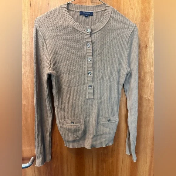 Burberry Beige Ribbed Knit sweater with silver buttons. Size 2. - Picture 2 of 7